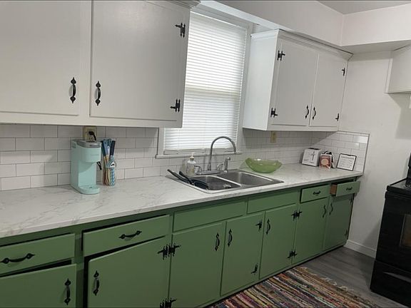 2nd image of 2406 Northumberland Ave