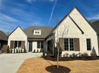 516 Bonny Glen Rd, Auburn, AL 36830