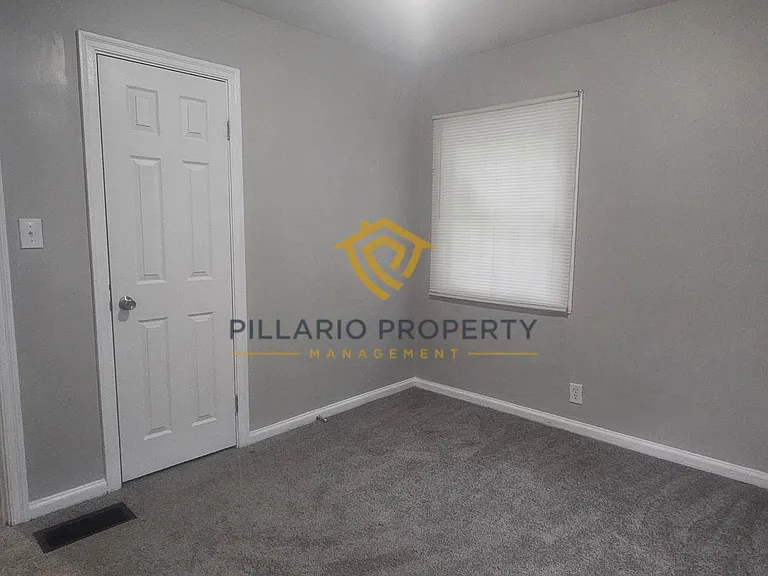 3527 N Chester Ave — Photo 11