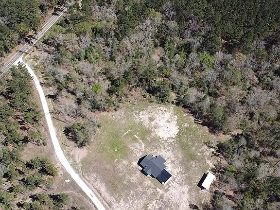 4th image of 217 Laird Rd