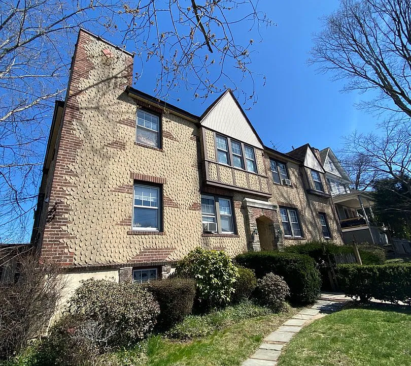 208 North Kensico Ave - Residential