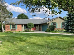 5211 Darby Cir, Rochester, MI 48306