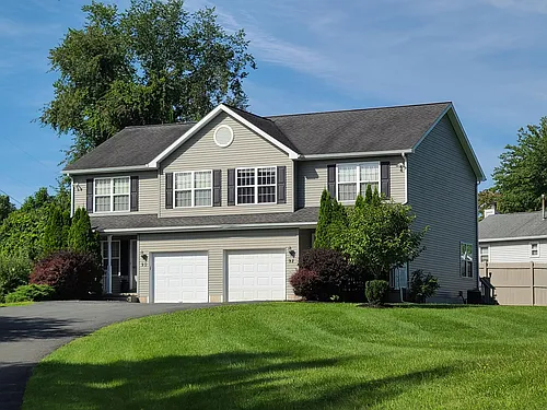 92 Guideboard Rd Photo 1