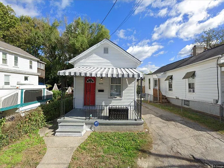 2020 Mackoy St — Photo 10