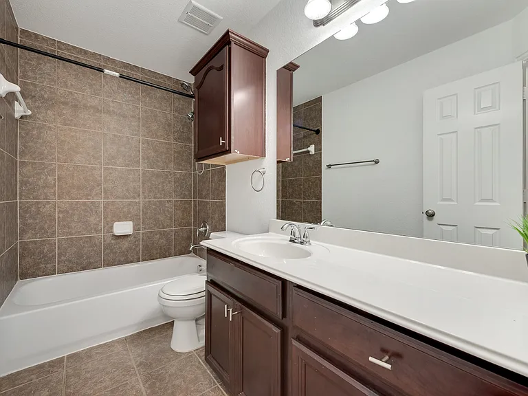 305 Blythe Bridge Dr — Photo 21