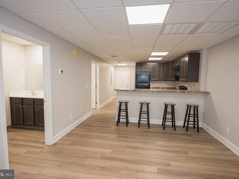 123 Bateman St #2-214B — Photo 28