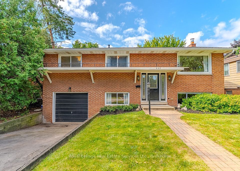 1st image of 668 Maclaren Dr
