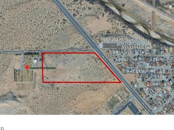 3061 Memorial Pines Ln, Sunland Park, NM 88063