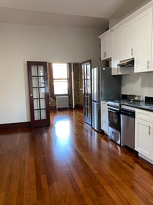 Rented by Sassouni Management | media 11