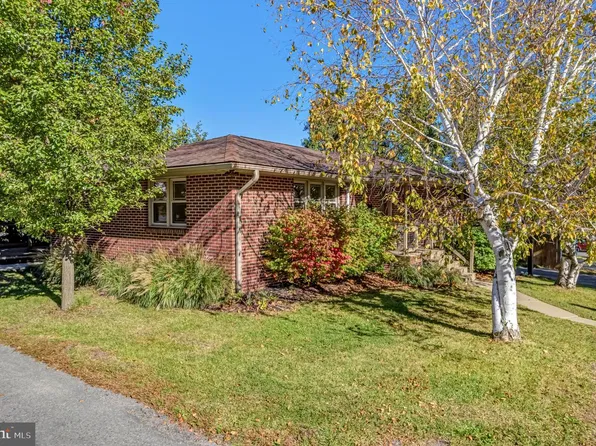 99 Charles St, Frostburg, MD 21532