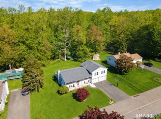 29 Evening Star Drive, Seymour, CT 06483