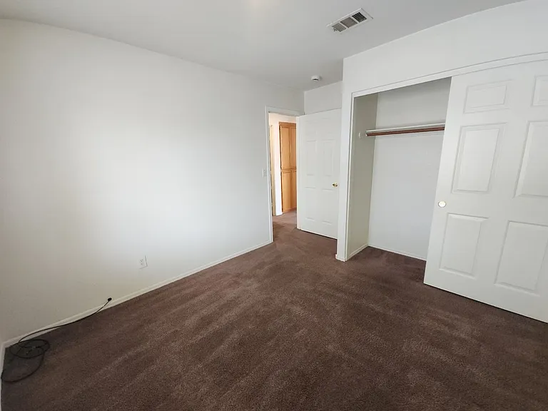 9907 Sparrow Ridge Ave — Photo 39
