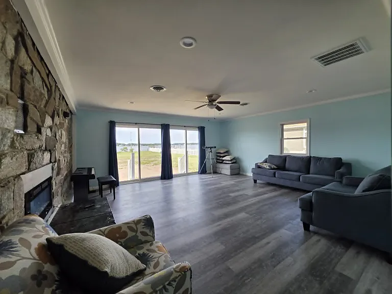 22931 Steele Dr — Photo 10