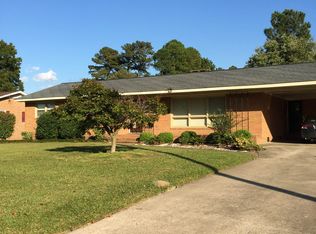 2701 Graham Dr, Kinston, NC 28504