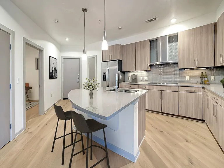 3600 S Lamar Blvd #208 — Photo 3