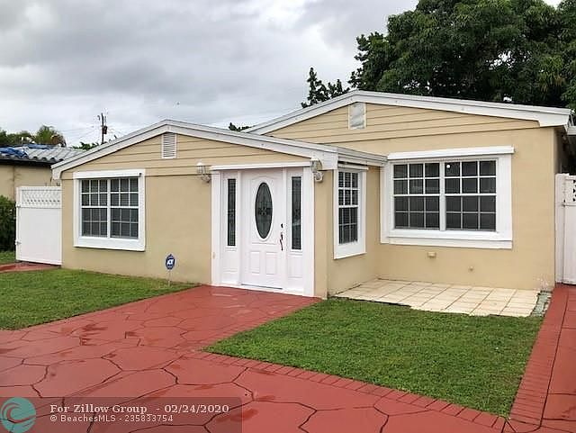 1st image of 1279 NE 181st St