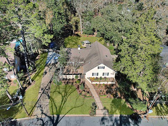 4th image of 916 Shadowlawn Dr