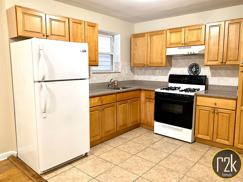 1st image of 31-79 43rd St #2B