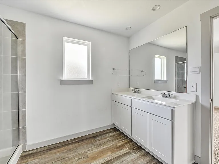 1004 Great Barracuda Ln — Photo 17