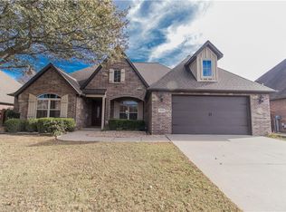6503 S 34th St, Rogers, AR 72758