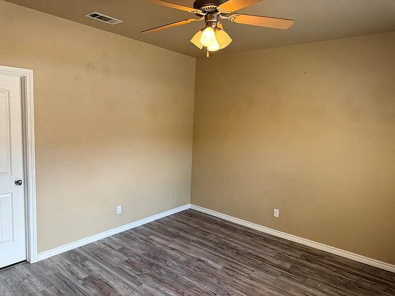 7230 Barksdale Ln — Photo 9