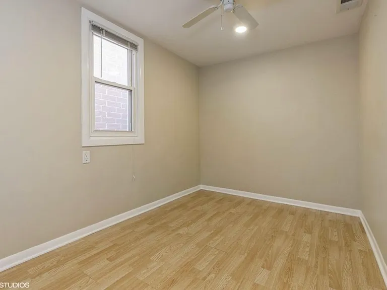 1840 W Huron St #2 — Photo 15