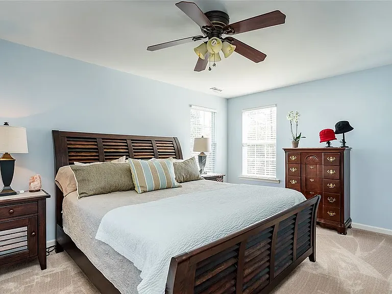 1217 Twelve Oaks Ln — Photo 13