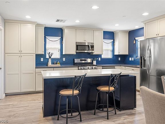 5th image of 8944 Red Tapestry Ct