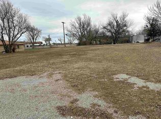716 N Spiece Ave, Watonga, OK 73772