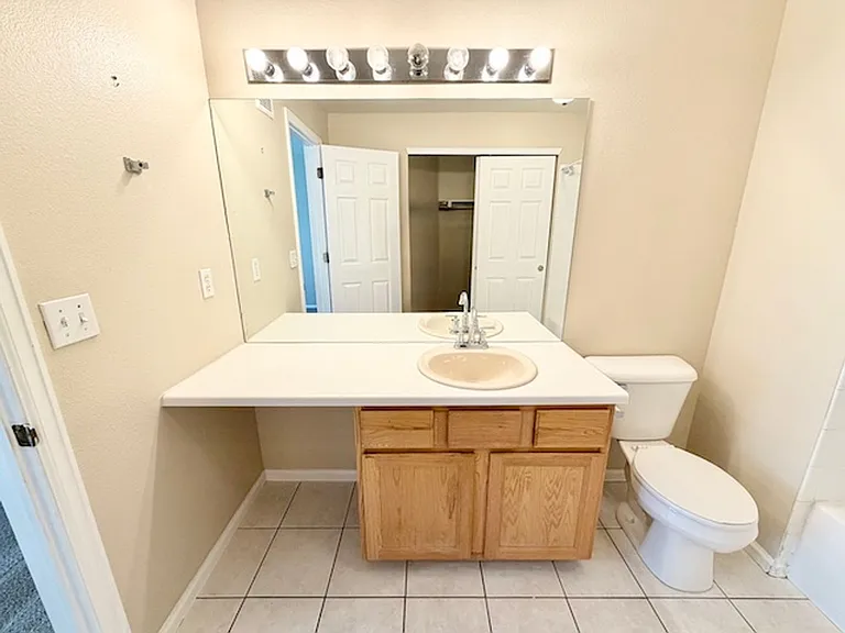 1085 W 112th Ave #B — Photo 16