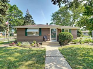 4015 60th Pl, Kenosha, WI 53142
