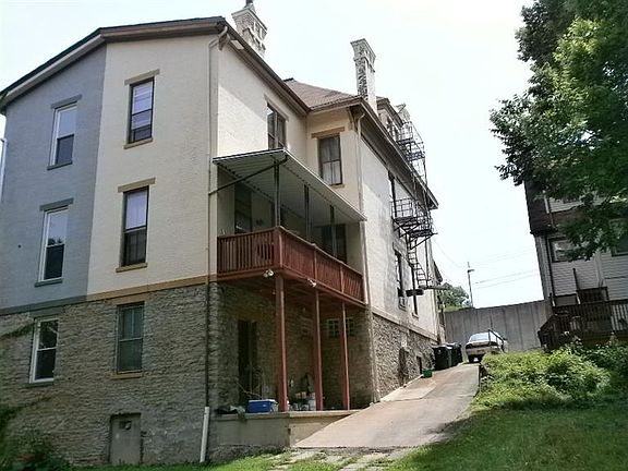 2nd image of 2633 Bellevue Ave
