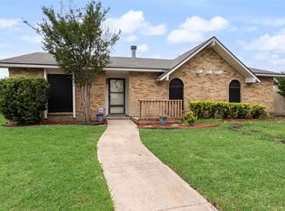 5108 Shannon Dr, The Colony, TX 75056