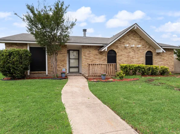 5108 Shannon Dr, The Colony, TX 75056