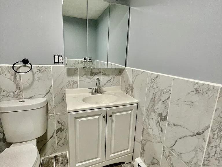 46 Warren St #1 — Photo 7