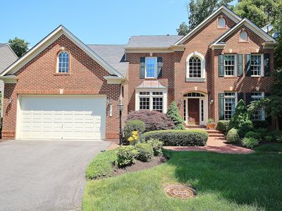 5767 Bush Hill Dr, Alexandria, VA, 22310