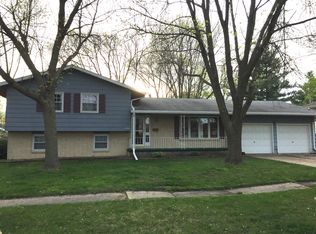 1202 SE Bel Aire Rd, Ankeny, IA 50021