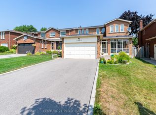1634 Beaton Way, Pickering, ON L1X 1X8