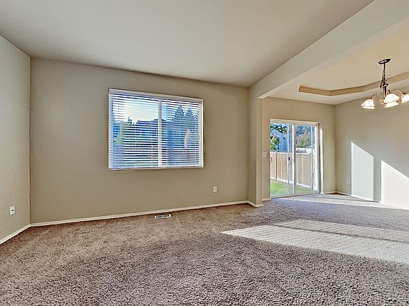 5th image of 19026 18th Avenue Ct E