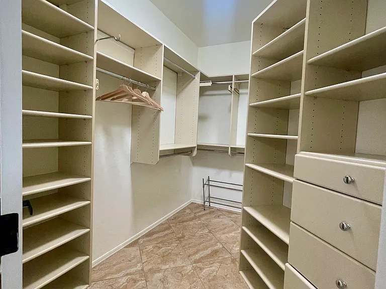 1465 S Sandstone St — Photo 10