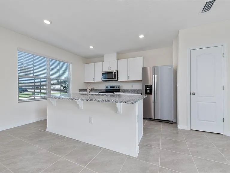 1627 Bitteroot St — Photo 3