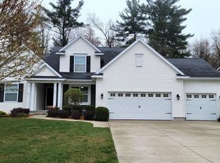 6004 Plumtree Ln, Midland, MI