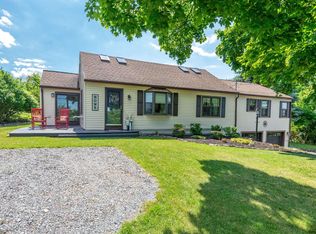 14 Geiser Rd, Wynantskill, NY 12198