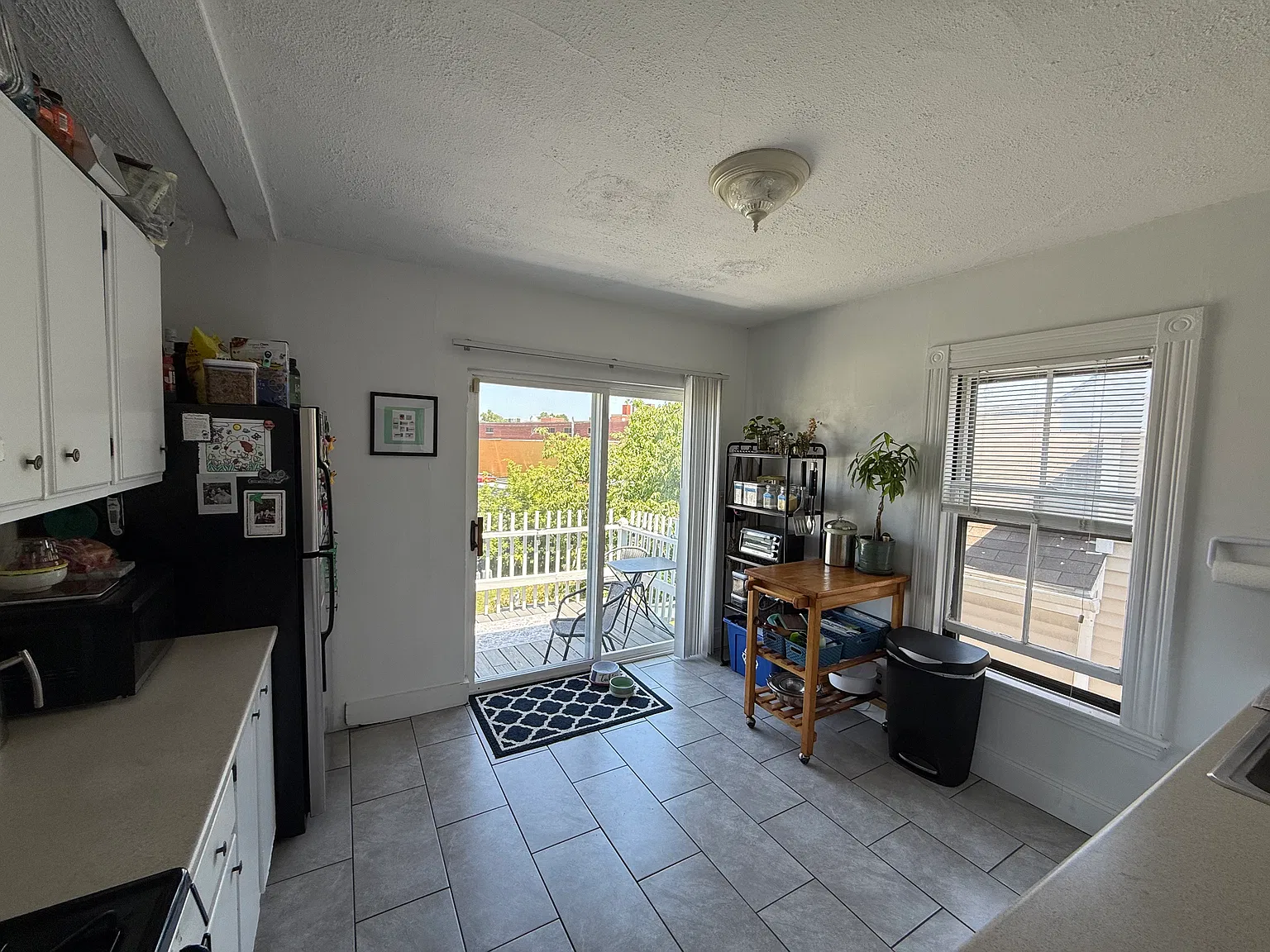 2 bed, 1000 sqft, $2,900 — Photo 2