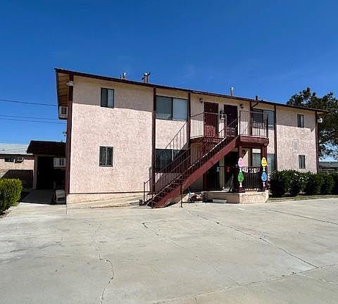 3rd image of 15430 Meyer Rd