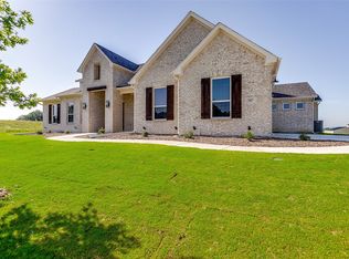 317 Monument Pl, Azle, TX 76020