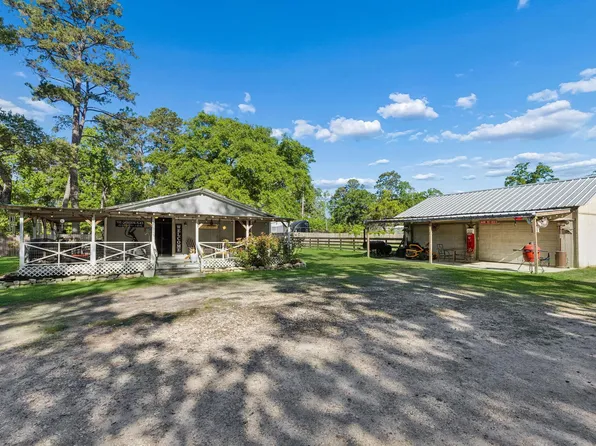 21757 Cherry St, New Caney, TX 77357