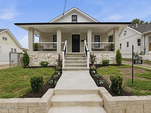2nd image of 119 Leonard Avenue