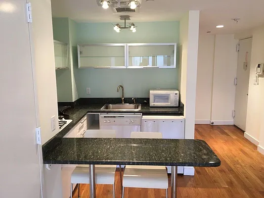 Rented by Jeffrey Mosczyc, LREB | media 14