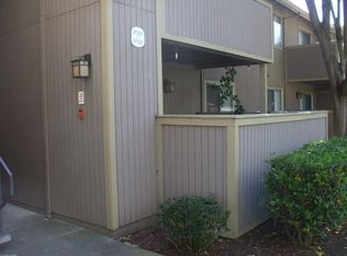 37325 Sequoia Rd, Fremont, CA 94536